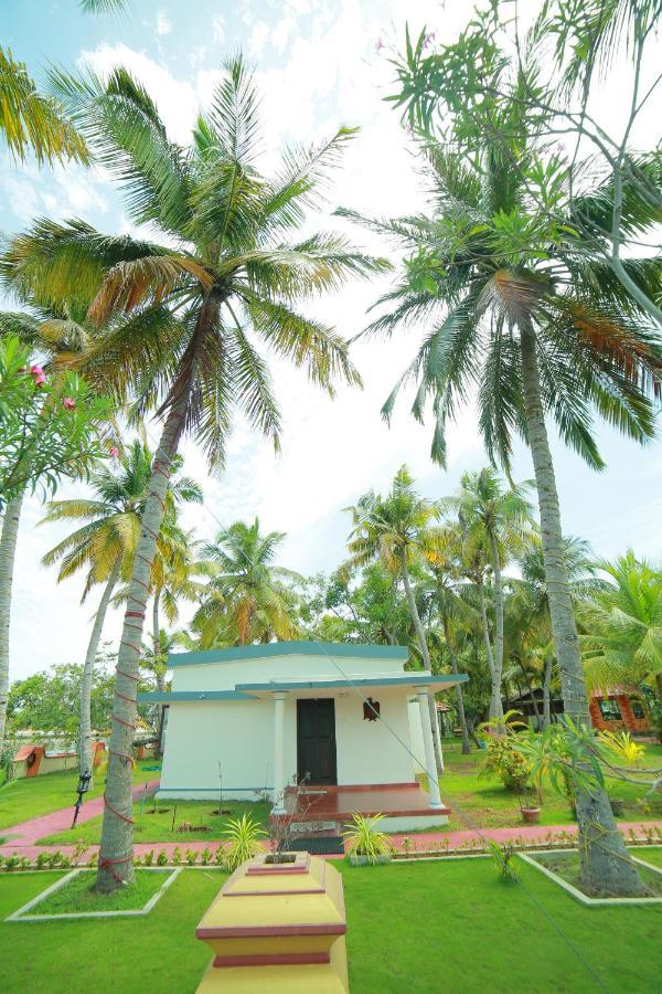 Regant Lake Village, Kollam. Chavara Kültér fotó