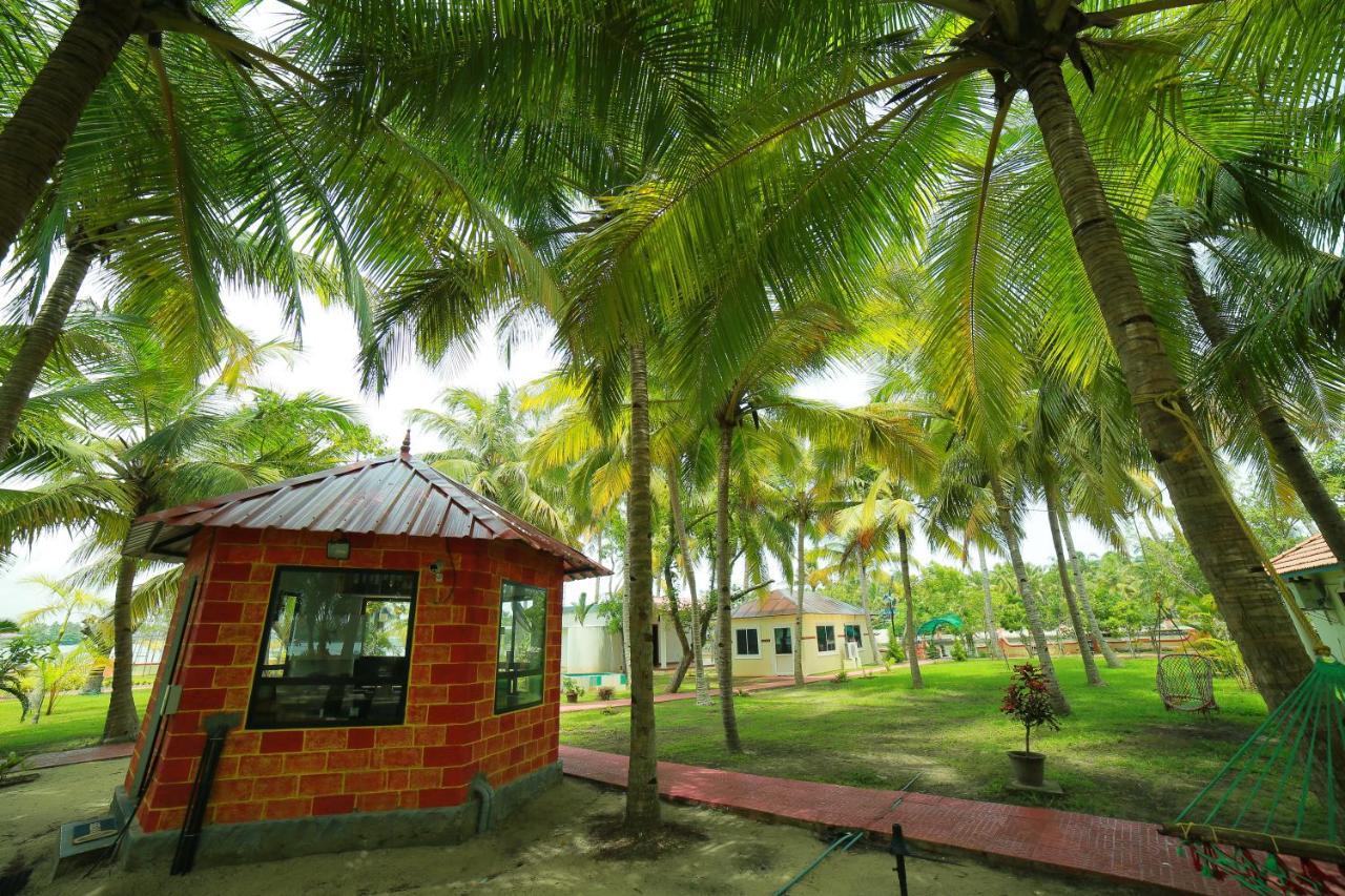 Regant Lake Village, Kollam. Chavara Kültér fotó