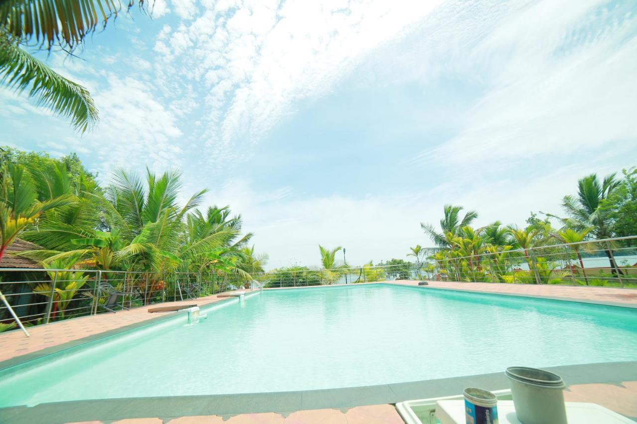 Regant Lake Village, Kollam. Chavara Kültér fotó